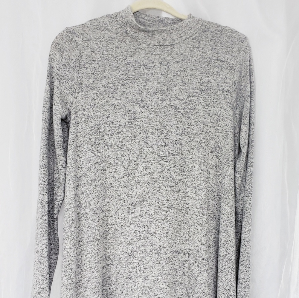 ❤2 for$18❤Gray sweater dress!